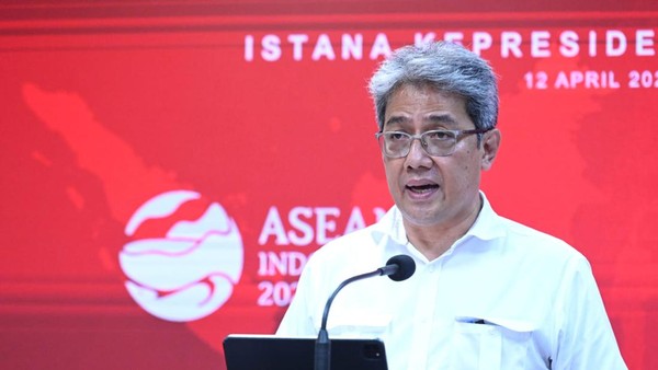 wakil-ketua-otorita-ikn-dhony-rahajoe-krisbiro-pers-sekretariat-presiden-3_169